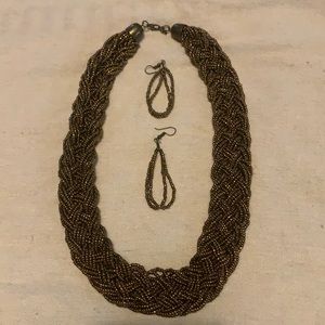 Ladies, Bronze Colored Beaded Earrings/Necklace Set. NWOT